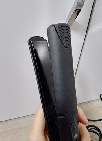 Saç düzleştirici  - Görsel 2