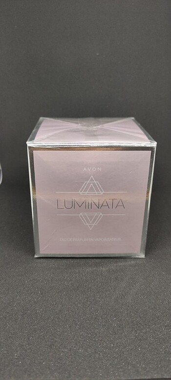 Avon Luminata 