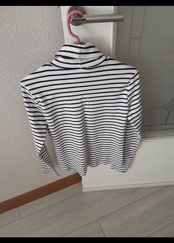 Beyaz siyah Çizgili Boğazlı cocuk kazak - Görsel 2