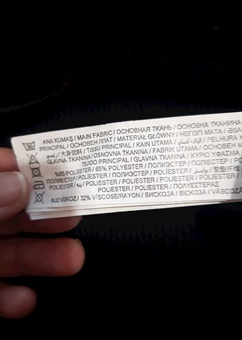 Siyah V Yaka Kadın Tişört - Görsel 5