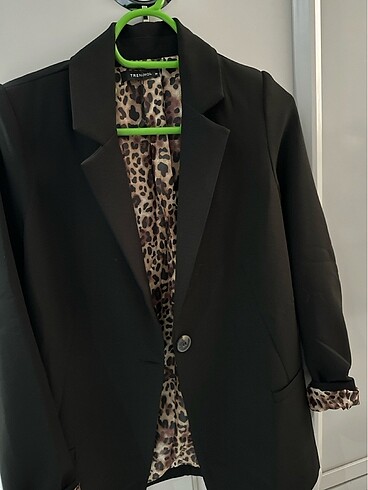 34 Beden siyah Renk Leopar astarlı blazer ceket