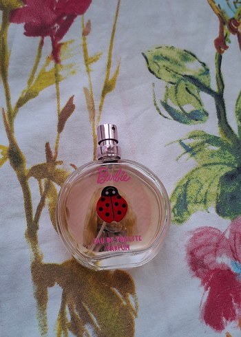Barbie Kadın Parfümü 50 ml