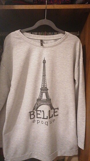 Stradivarius Sweetshirt 