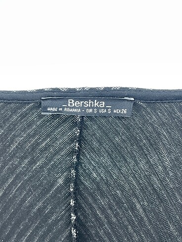 s Beden çeşitli Renk Bershka Kısa Elbise %70 İndirimli.