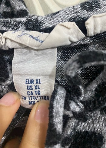 Gri Leopar Desenli Kapüşonlu Kadın Sweatshirt - Görsel 5