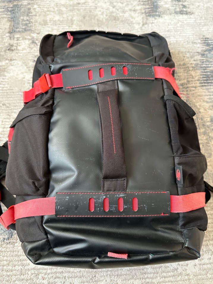 HP Odyssey X0R83AA 15.6" Kırmızı Laptop Çantası Sırt Çantası - Görsel 5