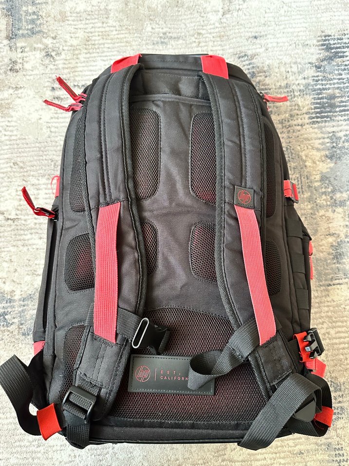 HP Odyssey X0R83AA 15.6" Kırmızı Laptop Çantası Sırt Çantası - Görsel 2