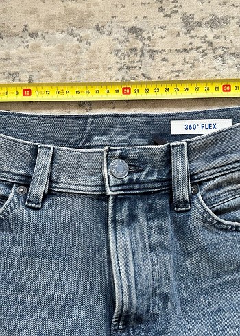 H&M Yırtık Detaylı Erkek Slim Fit Kot Pantolon - Görsel 5