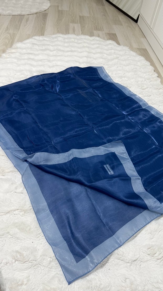 Parlak Mavi İpek Görünümlü Kadın Şal - Görsel 3