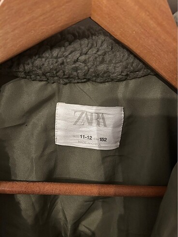 11-12 Yaş Beden Zara Mont gömlek