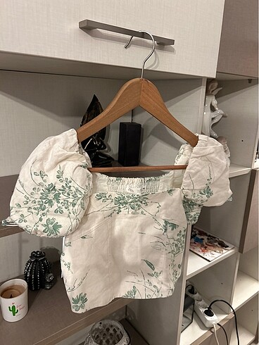 Zara Zara crop balon kol