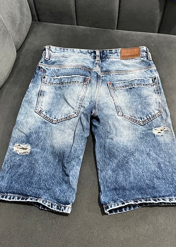Erkek Mavi Yırtık Kot Şort - Görsel 3