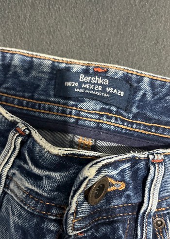 Erkek Mavi Yırtık Kot Şort - Görsel 2