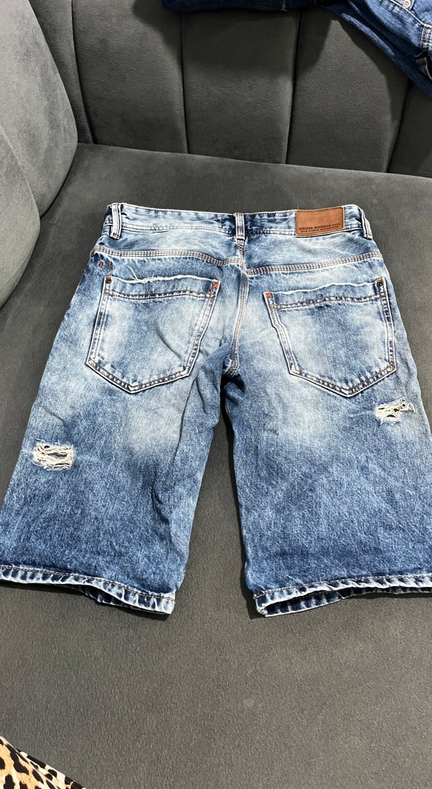 Erkek Mavi Yırtık Kot Şort - Görsel 3