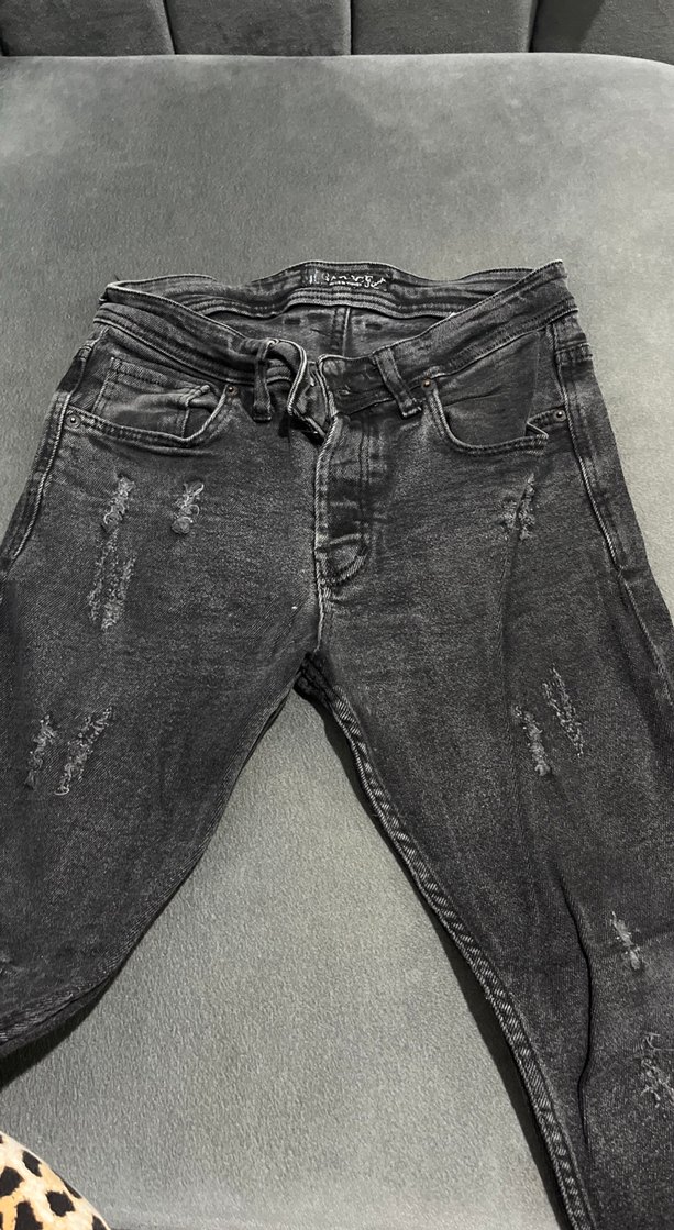 Gri Denim Sokak Stili Dar Kesim Jean - Görsel 2