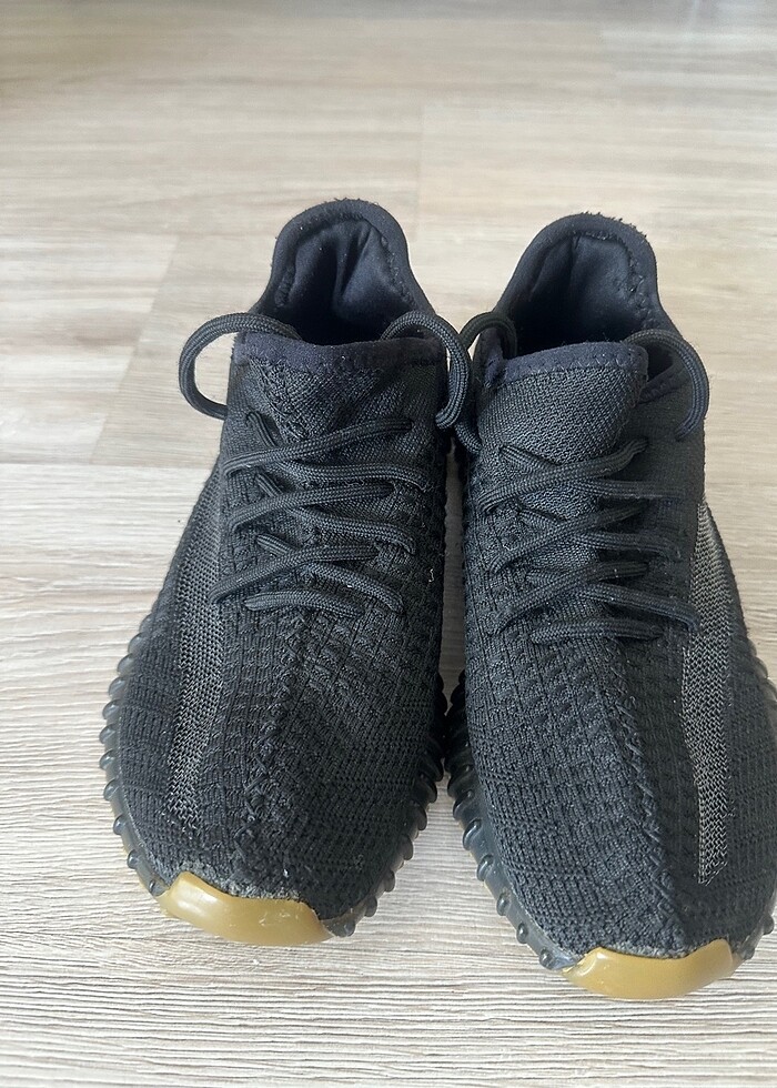 Black deer - Görsel 2