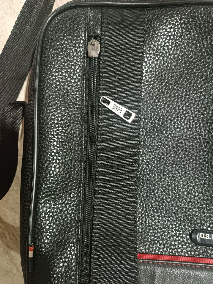 U.S. Polo Assn. Siyah Fermuarlı Erkek Omuz Çantası - Görsel 3