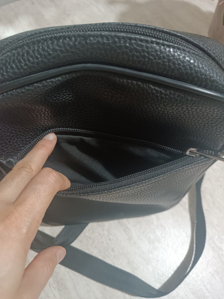 U.S. Polo Assn. Siyah Fermuarlı Erkek Omuz Çantası - Görsel 5