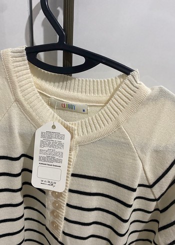 Kısa Kollu Çizgili Triko Midi Elbise - Görsel 3