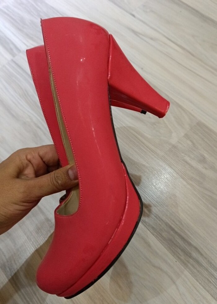 Topuklu ayakkabı - Görsel 2