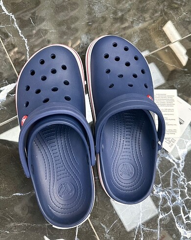 39 Beden lacivert Renk Orijinal Crocs | Konforun En StilHali