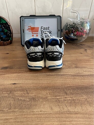 37 Beden beyaz Renk New Balance 1906R Gri ? Unisex