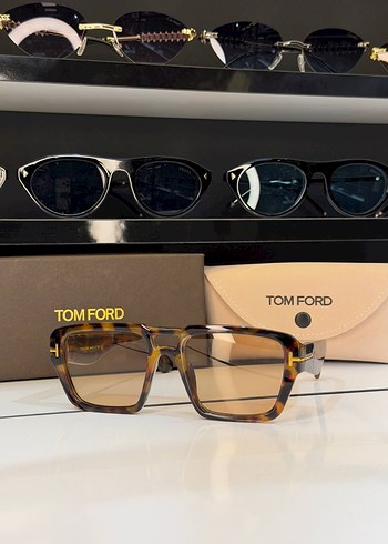 Tom Ford Gunes Gozlugu