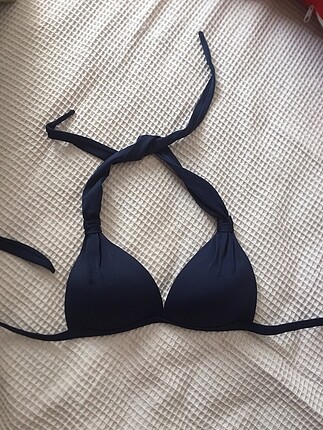 Penti bikini üstü