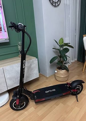 Diger Siyah Scooter