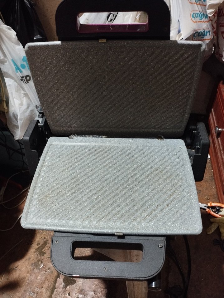 Karaca Mor Tost Makinesi - Görsel 2