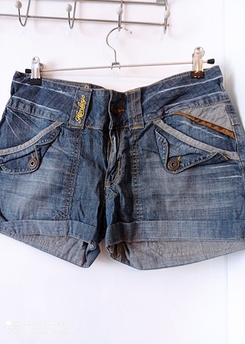 Diğer Nakışlı, Tokalı Mavi Mini Denim Şort
