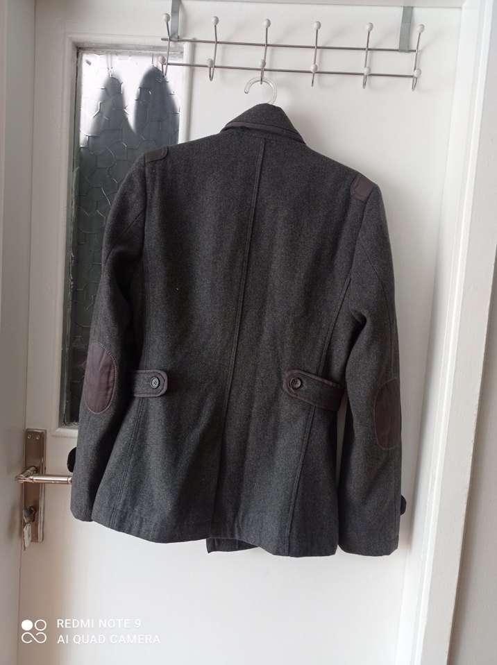 Gri Düğmeli Yün Erkek Kaban - Görsel 2