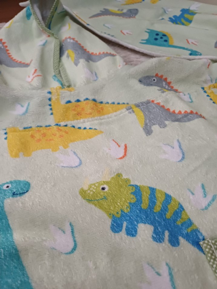 Erkek Çocuk Dinozor Desenli Renkli Bornoz ve Havlu - Görsel 5