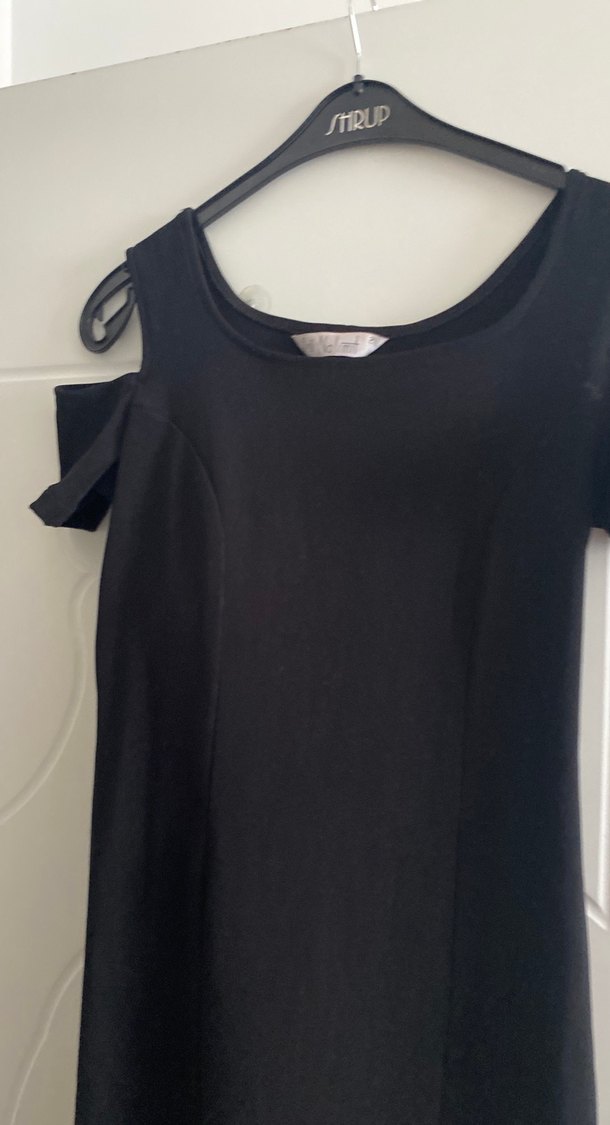 Drapeli Siyah Midi Elbise - Görsel 2