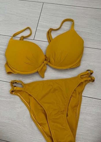 Parlak Sarı İp Askılı Bikini Takımı