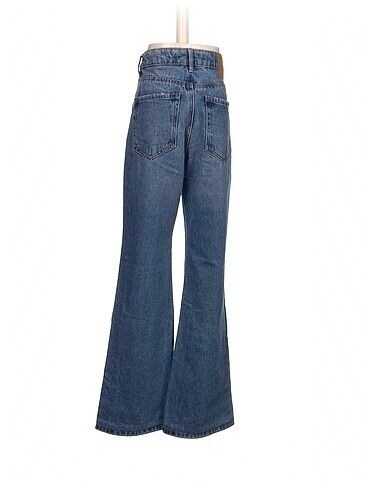 34 Beden Stradivarius Jean / Kot %70 İndirimli.