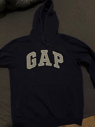 Gap Sweatshirt