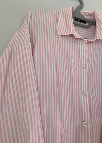 Pembe Çizgili Kadın Gömlek - Görsel 3