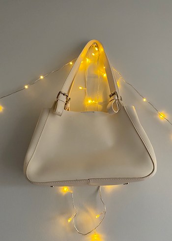 Beyaz Deri Tokalı Kadın Omuz Çantası - Görsel 2