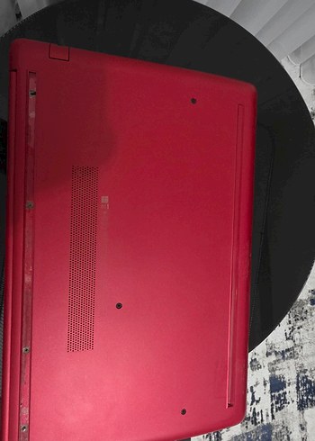 Kırmızı Renkli Laptop Bilgisayar - Görsel 4