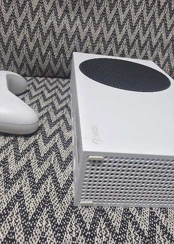 Xbox Series S Oyun Konsolu ve Kumanda - Görsel 5
