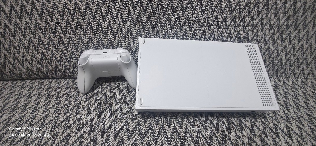 Xbox Series S Oyun Konsolu ve Kumanda - Görsel 4