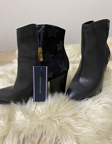 40 Beden Tommy Hılfiger Bot