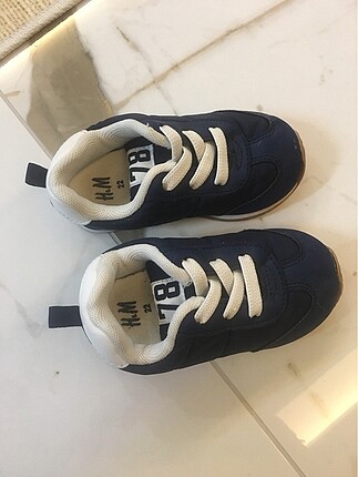 H&M spor ayakkabı