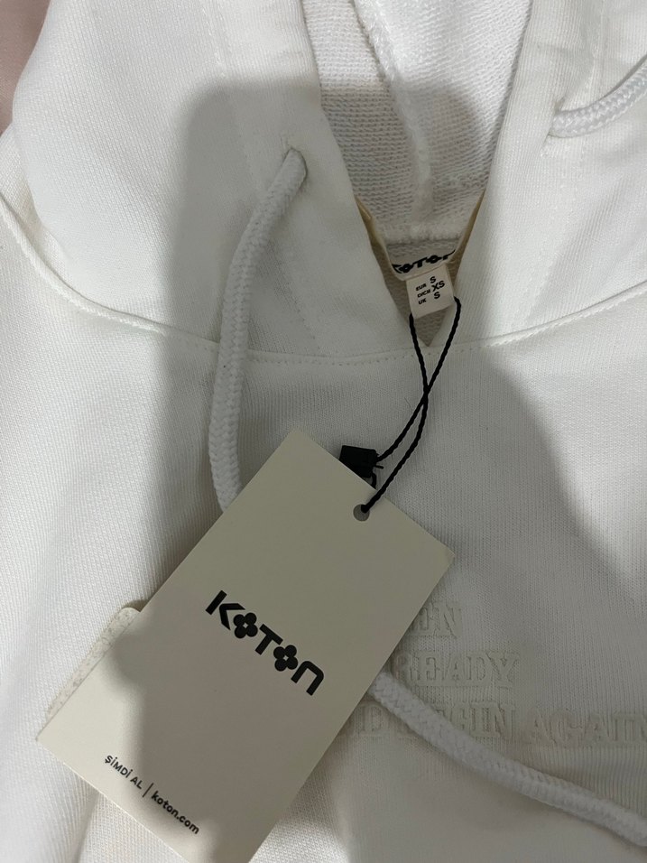 Beyaz Kapüşonlu Kolsuz Sweatshirt - Görsel 3