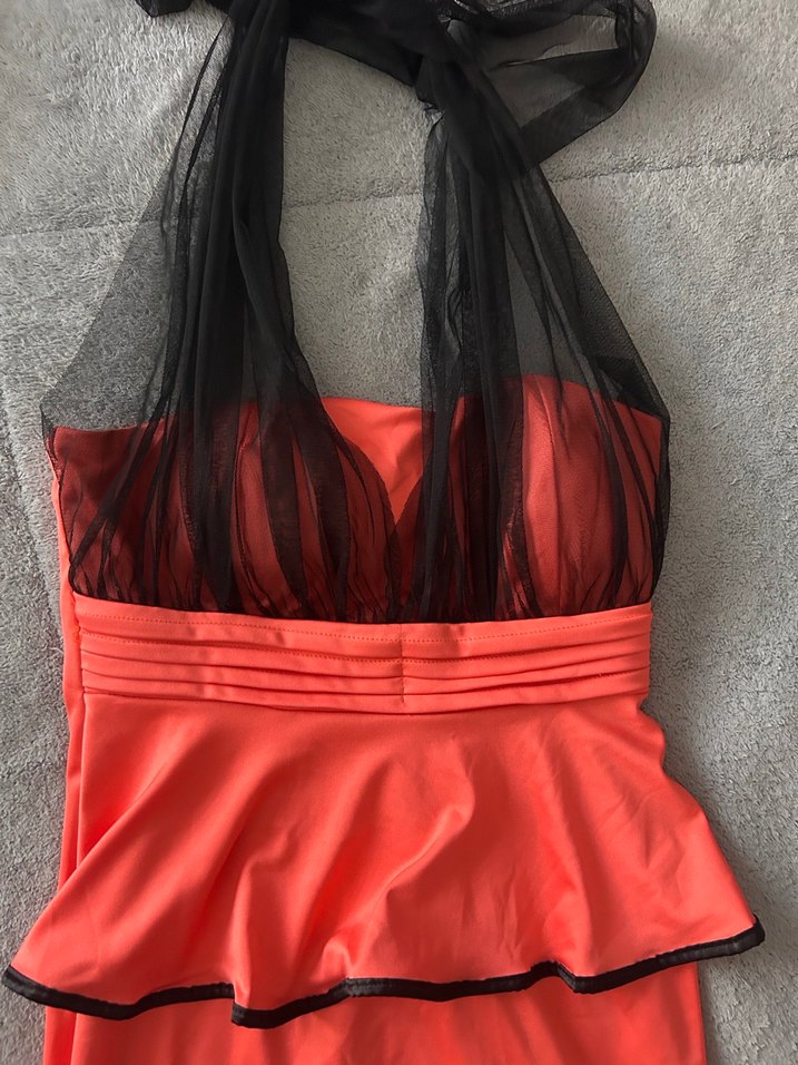 Kırmızı Straplez Midi Fırfırlı Abiye Elbise - Görsel 2