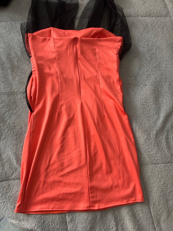 Kırmızı Straplez Midi Fırfırlı Abiye Elbise - Görsel 4