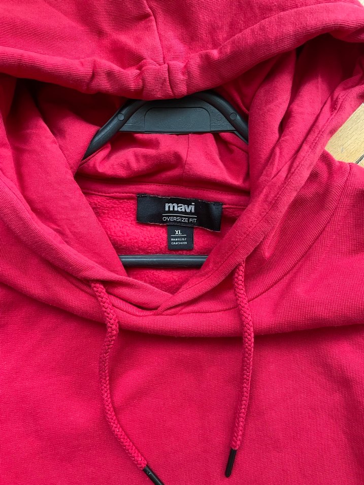 Mavi marka kırmızı sweatshirt - Görsel 4