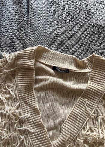 Bohem Tarzı Bej Örgü Kolsuz Hırka - Görsel 2