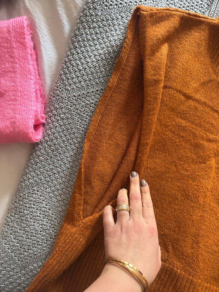 Taba Boğazlı Kolsuz Kadın Kazak - Görsel 2